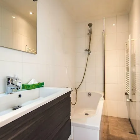 בית הארחה The Blue Stairs