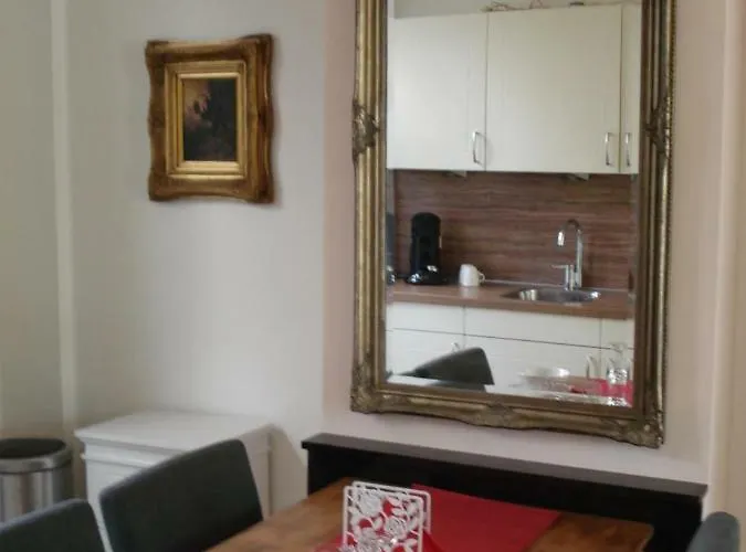 Πανσιόν The Blue Stairs