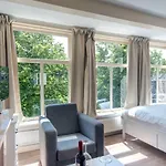 The Blue Stairs 4* Amsterdam