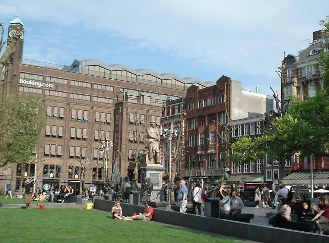 The Blue Stairs Gasthuis Amsterdam