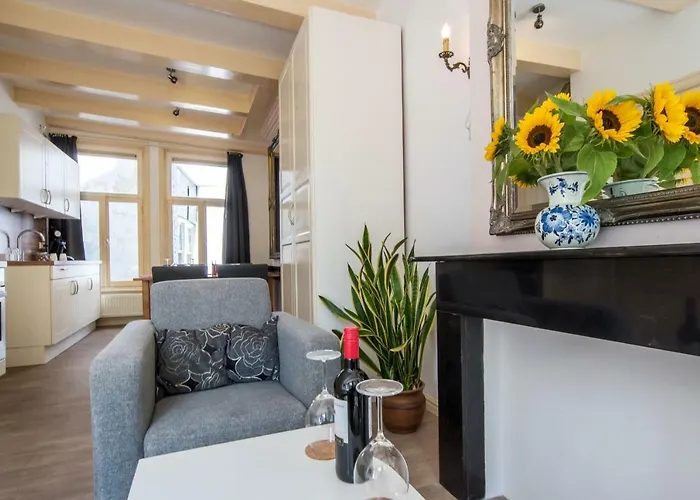 The Blue Stairs Gasthuis Amsterdam